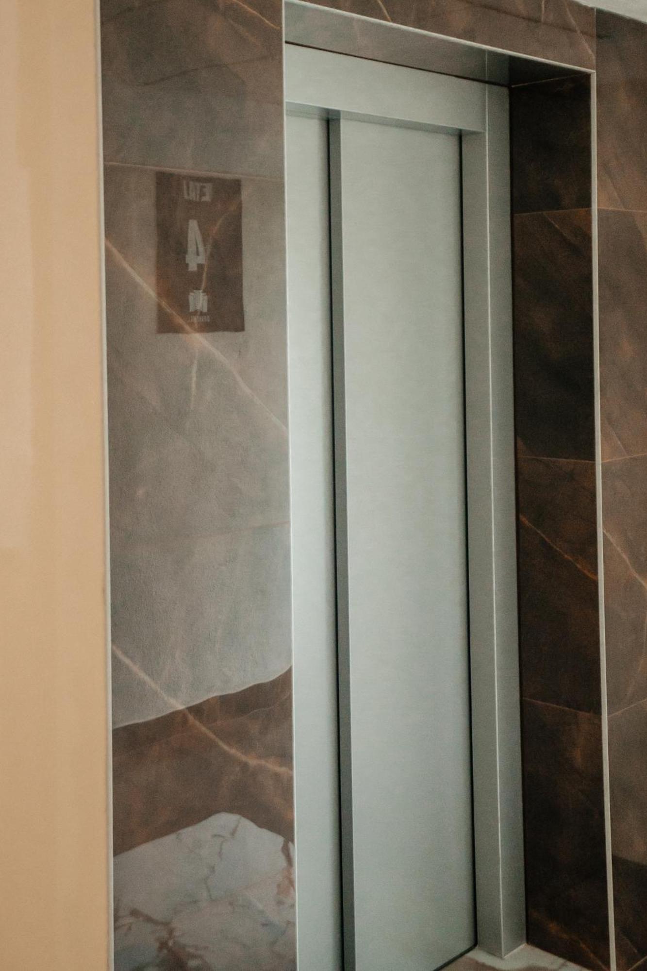 Sunrise View Apartment Oradea Exterior foto
